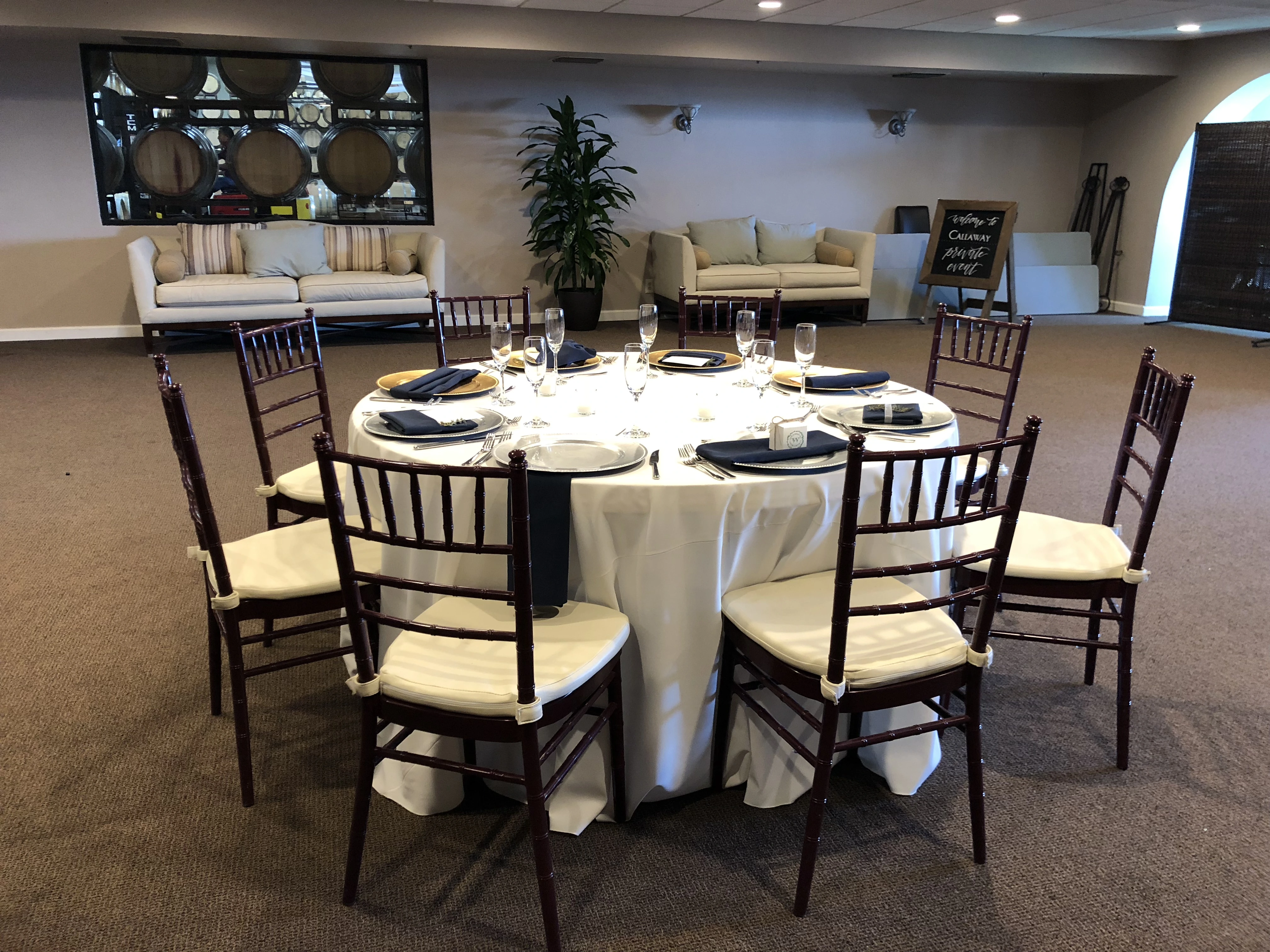 Chiavari Banquet Chair for Wedding Venues application scene