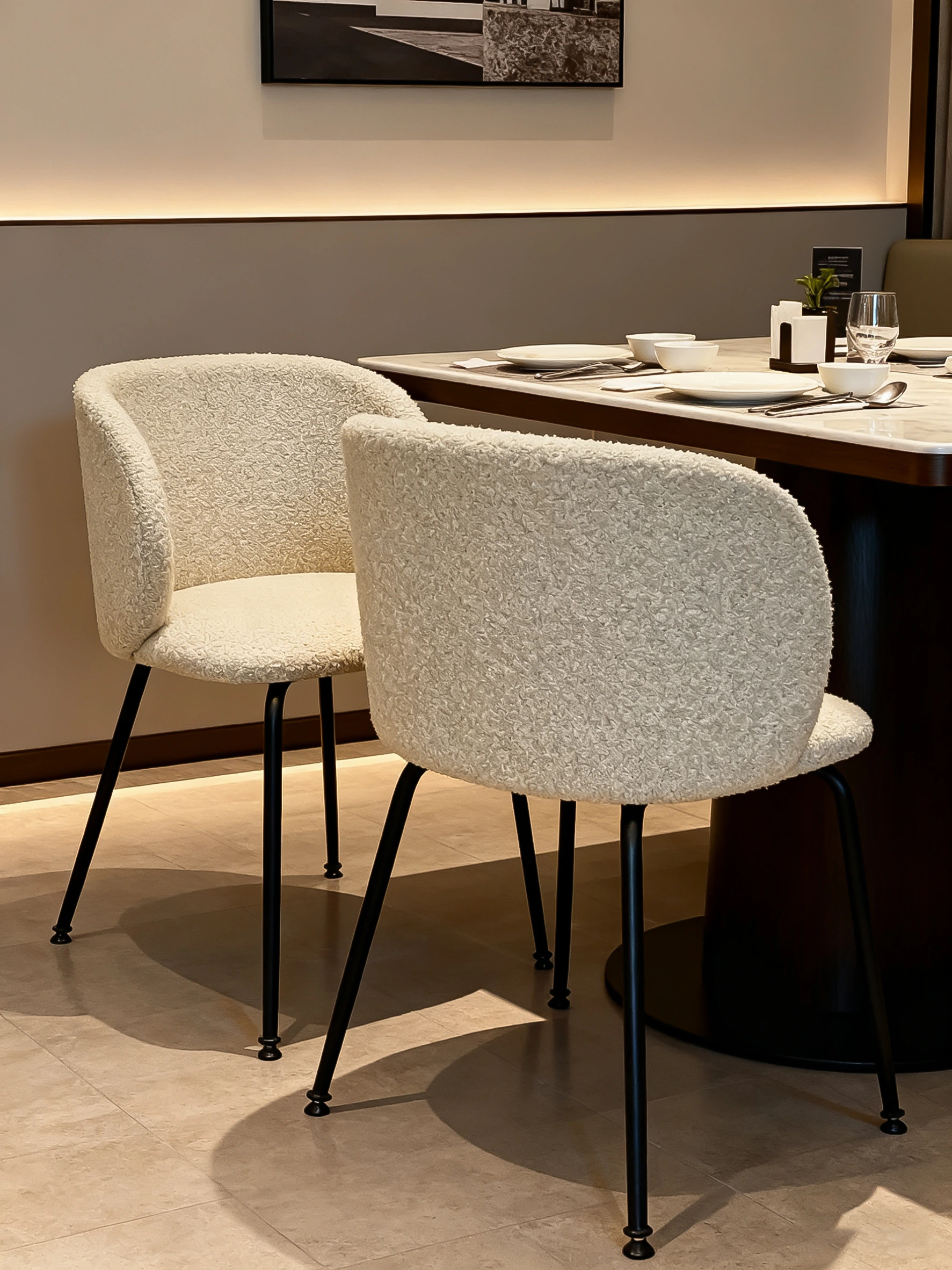 Velvet Upholstered Upholstered Commercial Restaurant Chair application scene