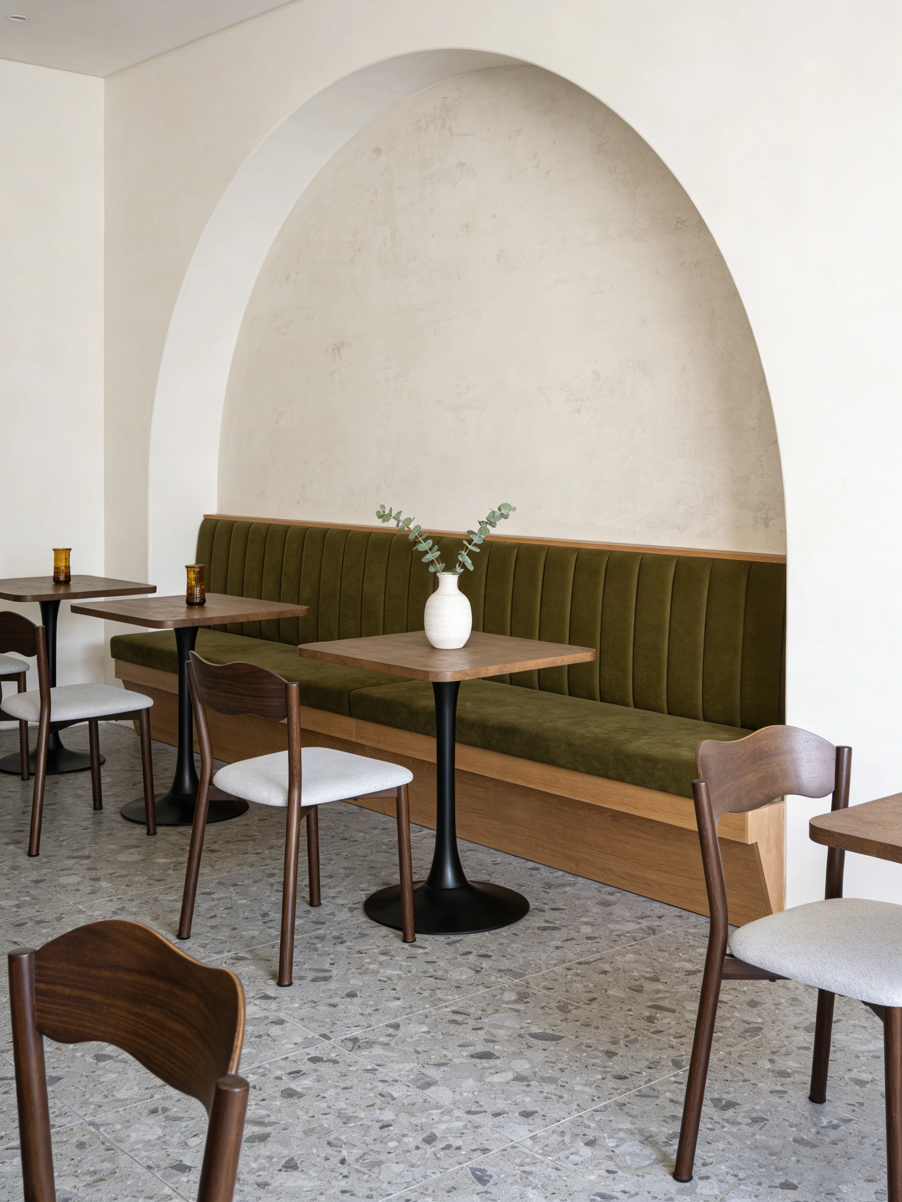 Rounded Wood-Grain Pedestal Restaurant Table application scene